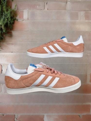 Adidas Originals Gazelle Scarpe da Ginnastica Uomo UK 9.5 EU44 Rosa Sabbia IG6213 Nuove✅️