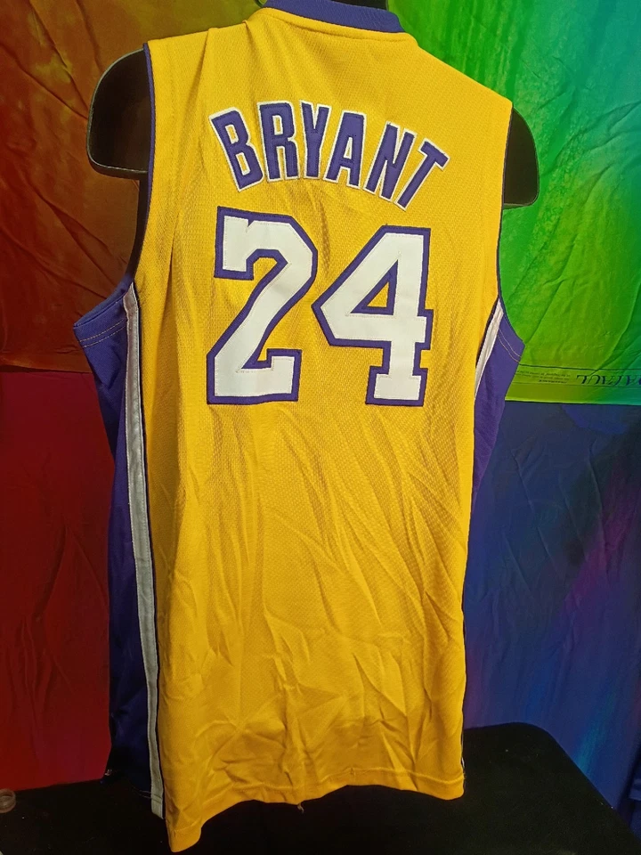 Camiseta vintage Adidas Kobe Bryant Los Angeles Lakers #24 cosida oro amarillo... Foto 1 de 4