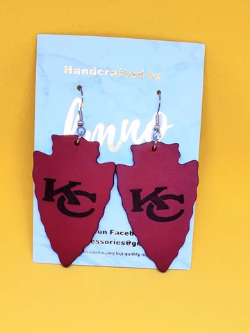 Handcrafted genuine leather earrings KC Chiefs Arrowhead Mahomes design, USA Cover