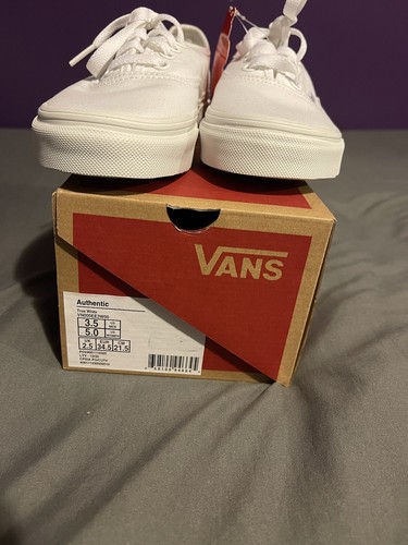 VANS Furgoni Fuori Muro. Nuovo con codice a barre e scatola. Sneakers bianche. Unisex