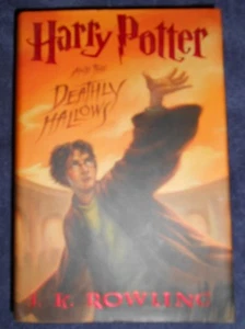 Harry Potter And The Deathly Hallows (yr7 Jk Rowling First True Edition)2007 - Picture 1 of 6