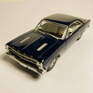 Matchbox Muscle Machines Collection - 1966 Ford Fairlane XL . 1/43  YMC09-M - Picture 1 of 6