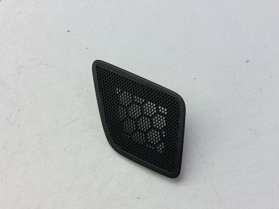 RENAULT MEGANE MK4 TWEETER SPEAKER TRIM COVER 2016 281C21659R - Image 1 of 4