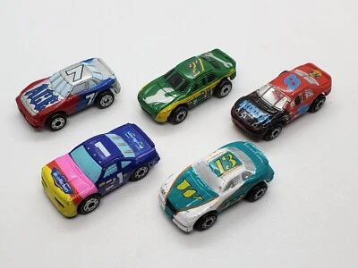 Micro Machines 1996 #35 Stock Cars Monte Carlo Thunderbird Pontiac Grand Prix - Image 1 of 3