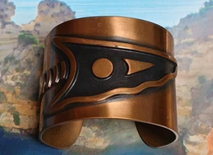 Southwestern Style Arrowhead Design Solid Copper Wide Cuff Bracelet - Picture 1 of 9
