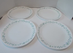 VTG Corelle Country Cottage 10 1/4" Dinner Plates Set of 4 Blue Heart Dishes - Picture 1 of 5