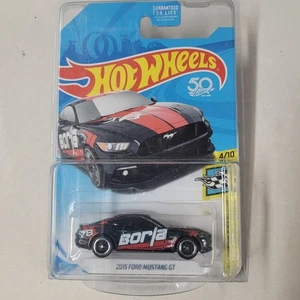 Hot Wheels 2018 Super Treasure Hunt 2015 Ford Mustang GT in Protecto Pack 1:64 - Picture 1 of 2