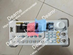Rigol DG2021A 25MHZ/100MSa/s digital function generator - Picture 1 of 3