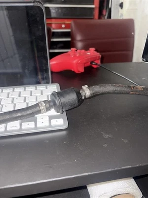 Válvula de purga de bote de vapor de combustible OEM para Audi S4 2010 Foto 1 de 2