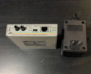 Allied Telesyn AT-MC101XL Media Converter - Picture 1 of 5