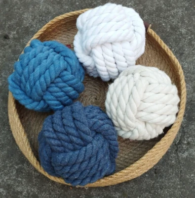 Paquete de 4 soportes para números de mesa de 3,5" de ancho boda náutica mono puño bola Foto 1 de 4