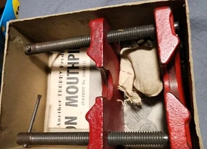 Joe Thompson Mouthpiece Puller Brass Instrument Tool Model 100 w/ 10 Collars Pat - Picture 1 of 8