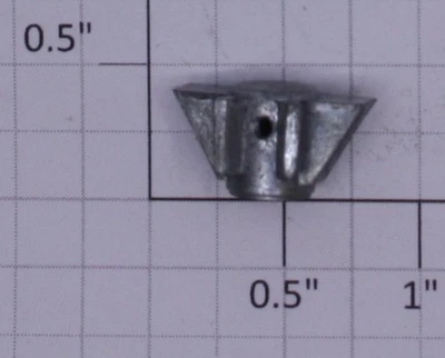 Faro fundido Varney 1599 (1) Foto 1 de 2