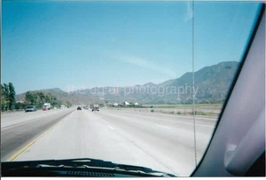 FOUND PHOTOGRAPH Color ORIGINAL Snapshot VINTAGE Amo 59 46 L - Picture 1 of 1