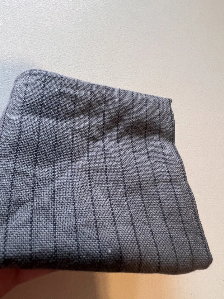 J. CREW Pañuelo Hombre 15 X 15 Gris Bolsillo Cuadrado NUEVO Juego De 2 Foto 1 de 4