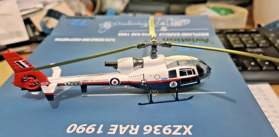 Westland Gazelle XZ936 RAE 1990 - Scala 1:72 Die Cast Aviation 72 - Immagine 1 di 4