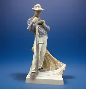Royal Copenhagen MAN WITH SCYTHE Figurine 10" Vintage EUC 685 - Picture 1 of 8