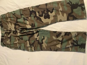 Pantalone mimetico mimetico militare caccia foresta - Foto 1 di 14