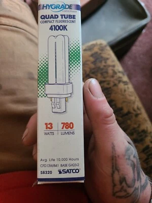 Satco S8320 4100K 13-Watt GX23-2 Base T4 Quad 2-Pin Tube for Magnetic Ballasts - Image 1 of 4