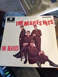 The Beatles The Beatles' Hits EP 7" Vinyl 45 Parlophone Mono 1963 - GEP 8880 - Picture 1 of 3