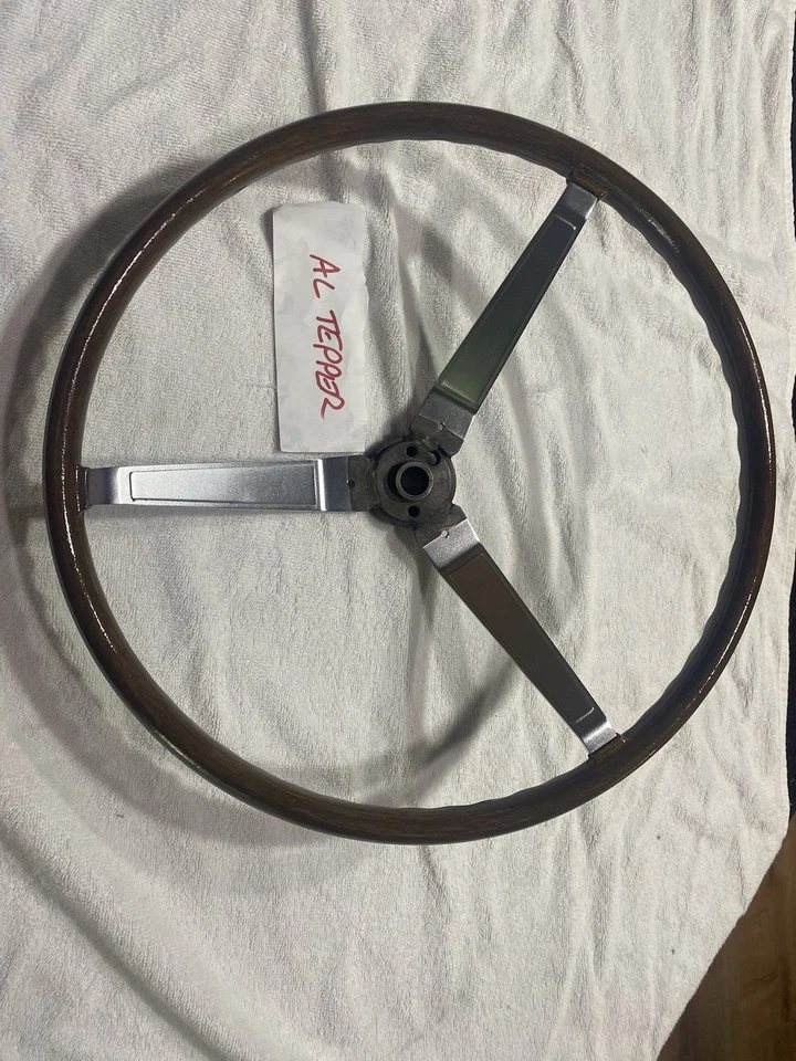 Volante Pontiac Woodgrain GTO Firebird Grand Prix restaurado 69-70, 71,72 Foto 1 de 4