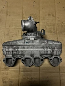 collettore di aspirazione volkswagen  1.9D TD  028 129 713 E  028129637E - Foto 1 di 5