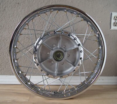 1972-76 kawasaki z1 h2 roda traseira 2.15x18 eixo de cubo aro restaurado 40 raios cromado  - Imagem 1 de 4