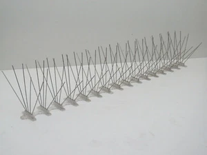 Tiras Bird B Gone Bird de 24" de largo, plástico con púas de metal - Imagen 1 de 9