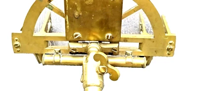 Graphometre  à pinnule sur piètement à douille - fin XVIII- début XIX ième - Photo 1/4