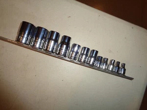 Snap-on Tool 12 piece Shallow Combination Drive Torx Socket Set E4-E24 - Picture 1 of 9