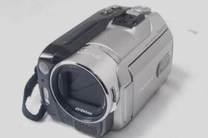 Victor Everio GZ-MG575-S Digital Video Camera [NOT TESTED] From Japan - Picture 1 of 14