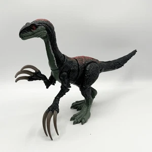 Jurassic World Dominion Sound Slashin' Therizinosaurus Actionfigur - getestet an - Bild 1 von 9