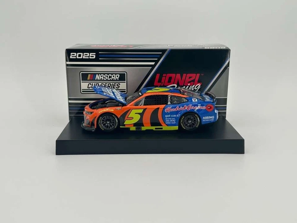 КАЙЛ ЛАРСОН #5 2025 HENDRICKCARS.COM DARLINGTON РЕТРО МАСШТАБ 1:24 НОВЫЙ - Изображение 1 из 3