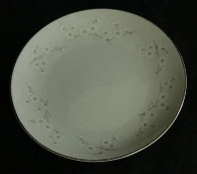 Mikasa Delia Pan, Plato de Cena o Tazón de Postre - Tú eliges - Mezcla y Combina Foto 1 de 2