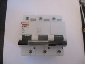 INTERRUPTOR CIRCUITO MCB MCB MERLIN GERIN C120H C100 100 AMP 15 KA (18469) TRIPLE POLO - Imagen 1 de 1