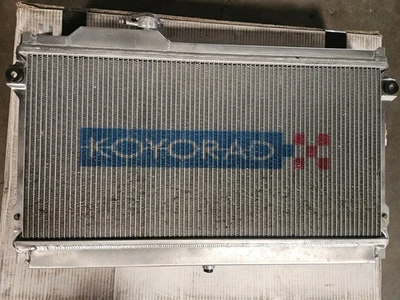 Radiador de aluminio Koyo VH060245 36mm Hyper V Series Racing 89-97 Mazda Miata Foto 1 de 4