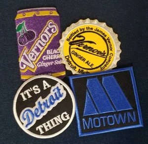 4 Stk. Bestickter Aufnäher auf Basis von Detroit Michigan verschiedene Größen 3" -3,5" C - Bild 1 von 2