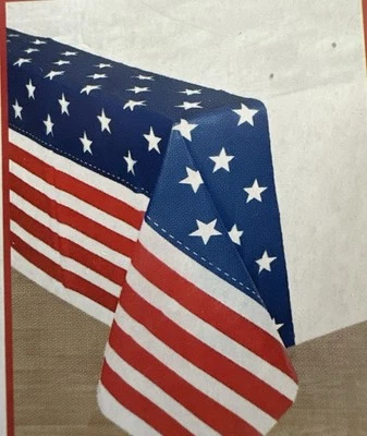 Cubierta de mesa patriótica 54"x108" 4 de julio cubierta de mesa de plástico estrellas y rayas Foto 1 de 4