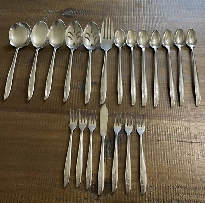 Набор из 20 столовых приборов Dorzel из нержавеющей стали от Hull Japan Embrace с цветочным рисунком - Изображение 1 из 4