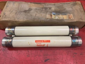 NEW GOULD SHAWMUT 18R AMP-TRAP 7,200 VOLTS A.C. FUSE A720R-18R - Picture 1 of 4