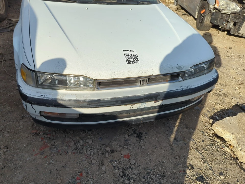 Parachoques de parrilla delantera Honda Accord 1991 no incluido A4GPV Foto 1 de 1