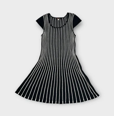 Vestido Ella Moss Verano Tejido Calce y Acampanado Negro Blanco Mezcla de Algodón Niña’s 12 Slim Foto 1 de 4