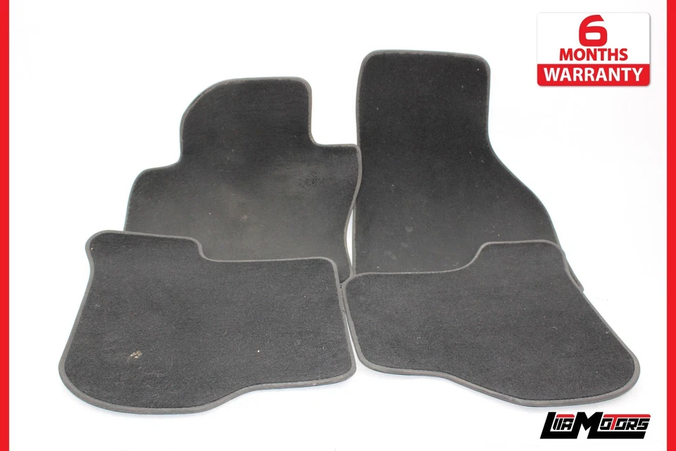 Juego de alfombrillas alfombrillas delanteras y traseras Volkswagen Golf MK6 2010-2014 Foto 1 de 4