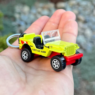 Jeep Willys 1943 edición salvavidas neón llavero accesorios mini coche Foto 1 de 4