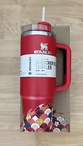 VASO APAGADOR EN MANO STANLEY ROJO DRAGÓN EL LUNAR AÑO NUEVO 30 OZ - Imagen 1 de 4