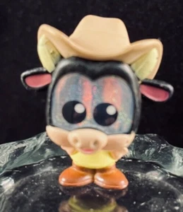 Disney Doorables - Let's Go - Clarabelle Cow - Dude Ranch - Rare - Series 2 - Picture 1 of 4
