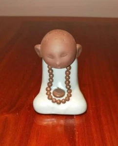 Ru Kiln Acolyte Statue (Zeng) - Picture 1 of 2