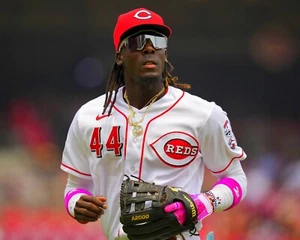8x10 Photo ELLY DE LA CRUZ Cincinnati Reds Rookie Of The Year - Picture 1 of 1
