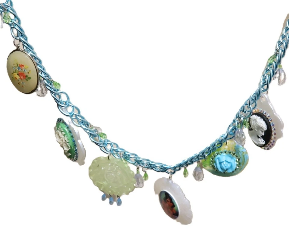 Tarina Tarantino Cinturón Camafeo Dijes en Cadena Azul Swarovski Firmado Plateado Foto 1 de 4