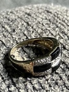 10k Yellow Gold Black Onyx & Diamond Band Ring 3.5 Grams Sz 8 - Picture 1 of 5